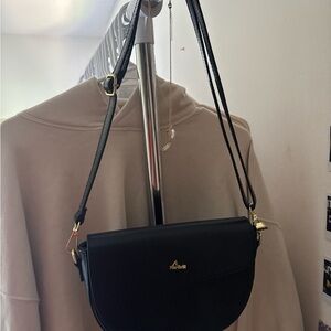 Ardell Elegant Black Crossbody Bag